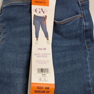 Gloria Vanderbilt Crop Blue Jeans size 16 New